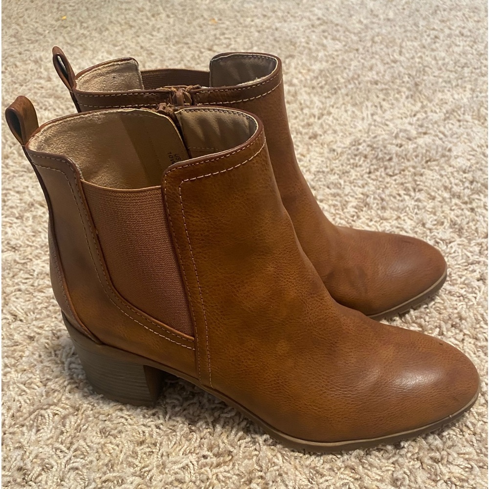 LifeStride size 10 woman’s boots. Worn for 1 hour.